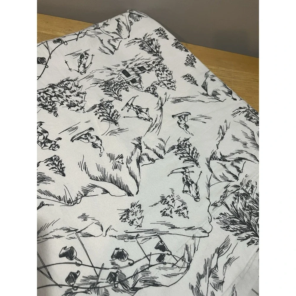Pottery‎ Barn Teen Full Flat Sheet Mountain Run Organic Black White Ski Resort